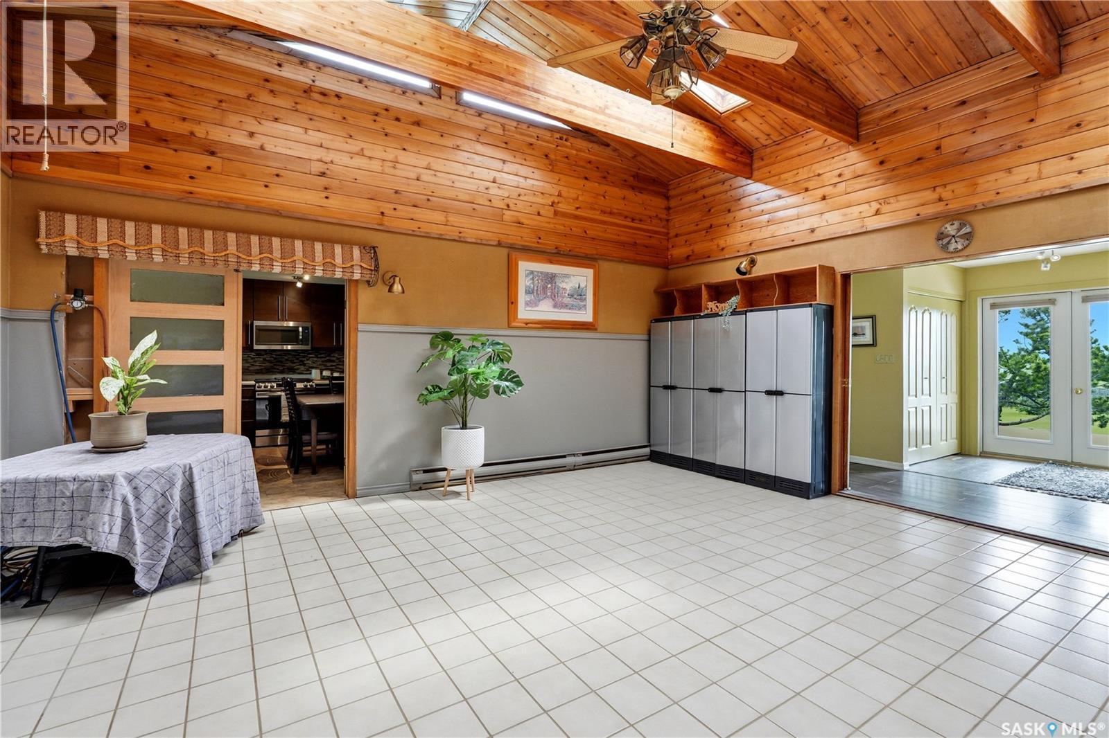 Sacher Acreage - 38
