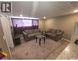 4pc Bathroom - 716 Columbia Avenue, Kerrobert, SK S0L1R0 Photo 8