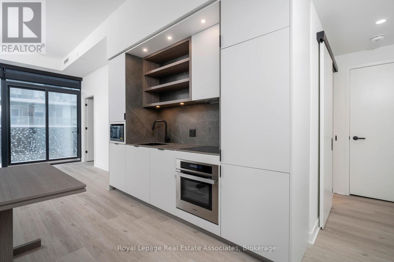 Listing photo of 3908 - 55 CHARLES STREET E