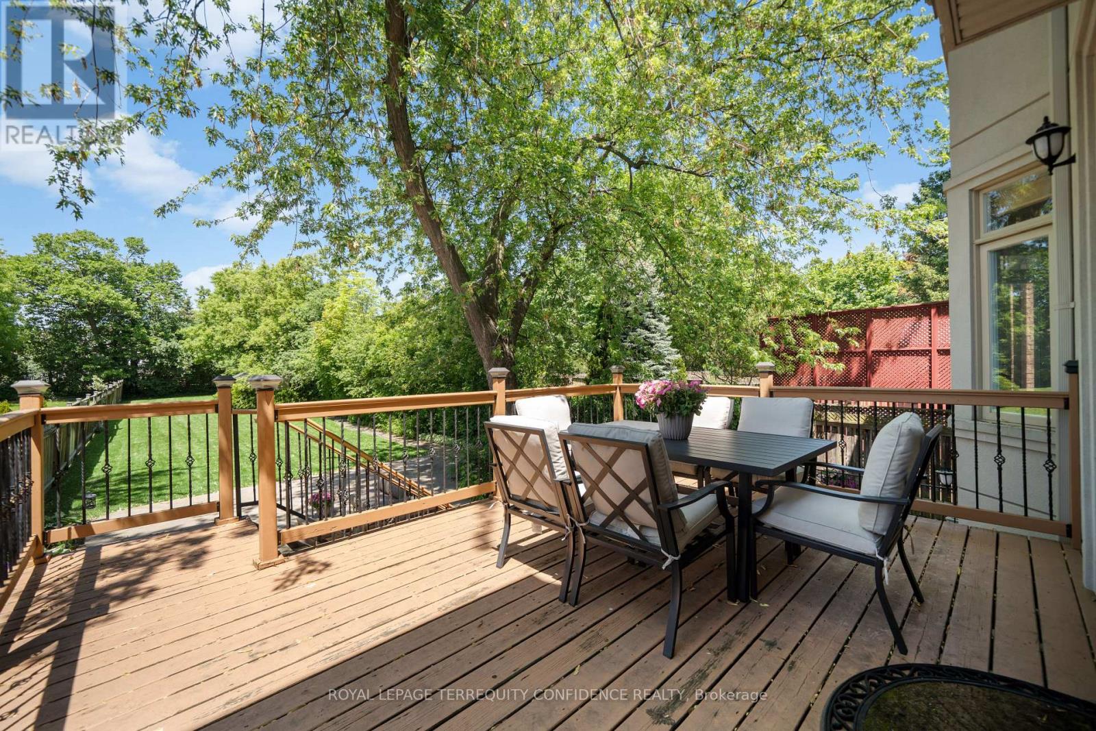 466A ELLERSLIE AVENUE - 40
