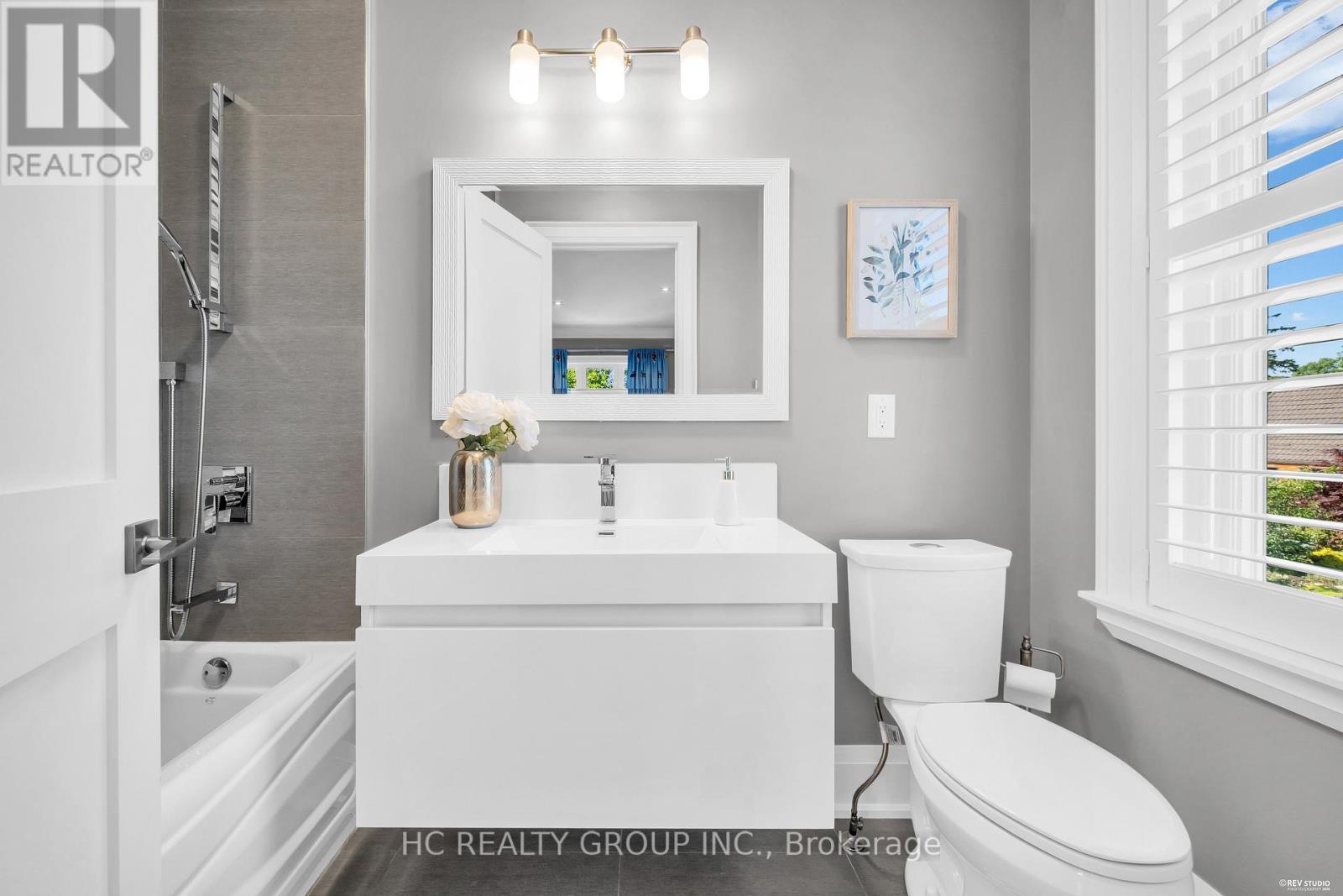 15 BEVDALE ROAD - 36