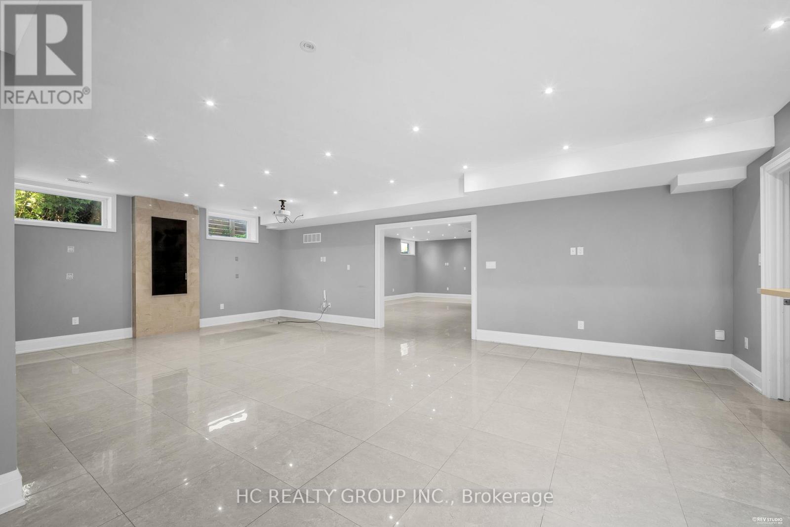 15 BEVDALE ROAD - 48