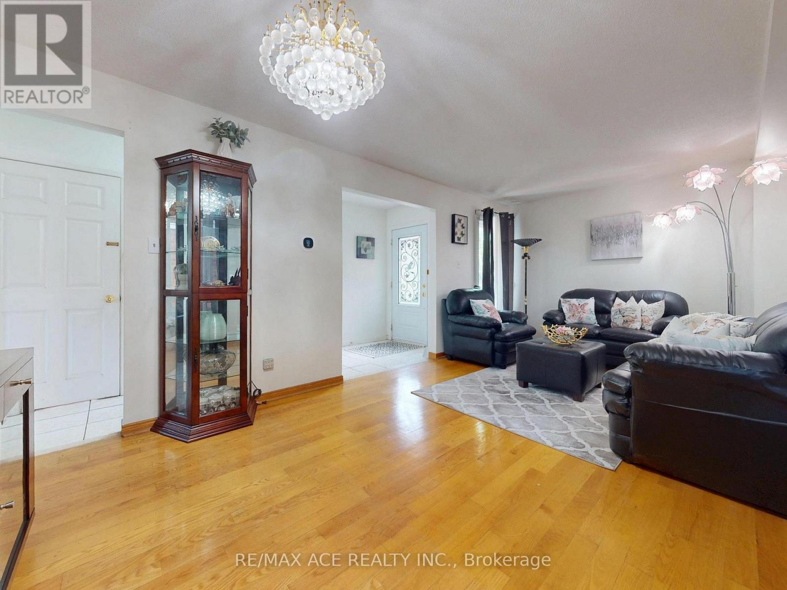 159 HEALE AVENUE - 4