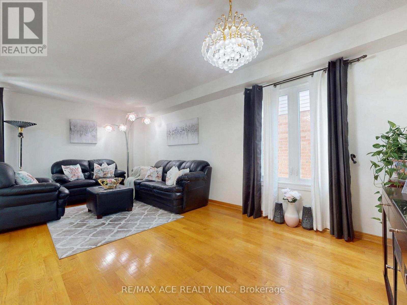 159 HEALE AVENUE - 5