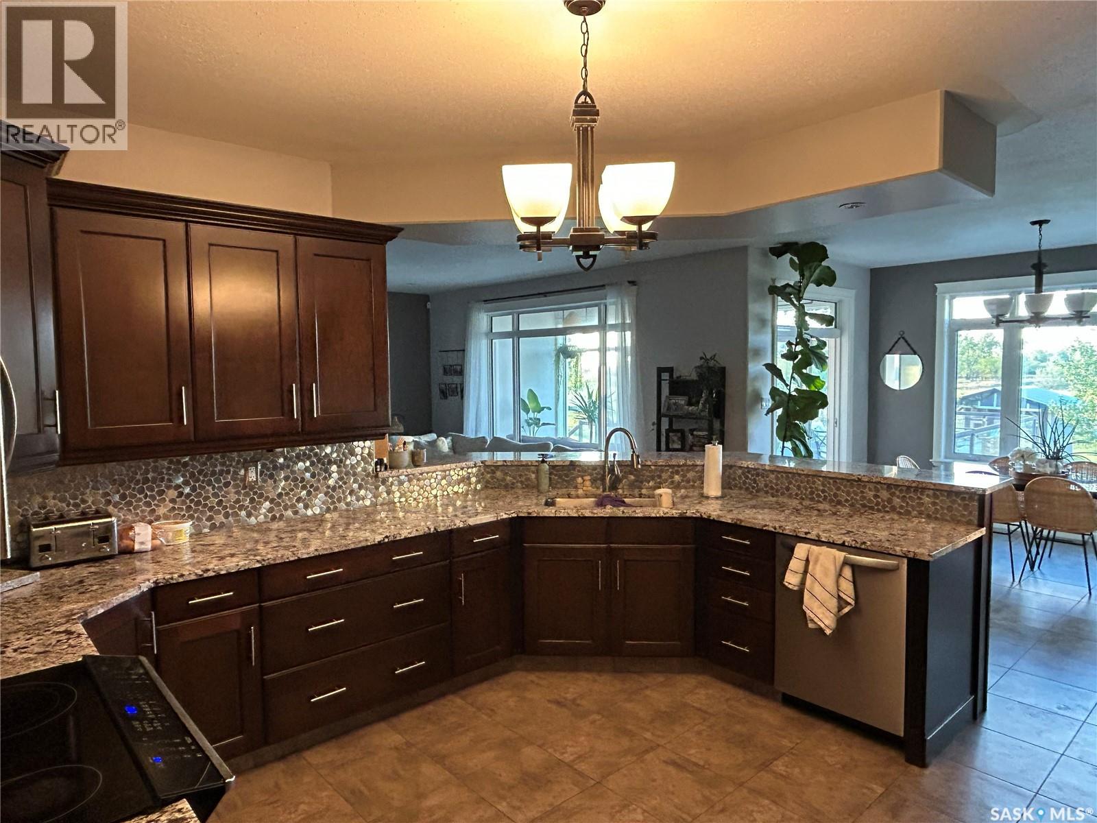 1451 1st AVENUE NW - 21