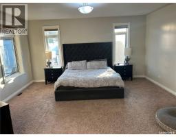 1451 1st Avenue Nw, Weyburn, SK S4H3E3 Photo 32