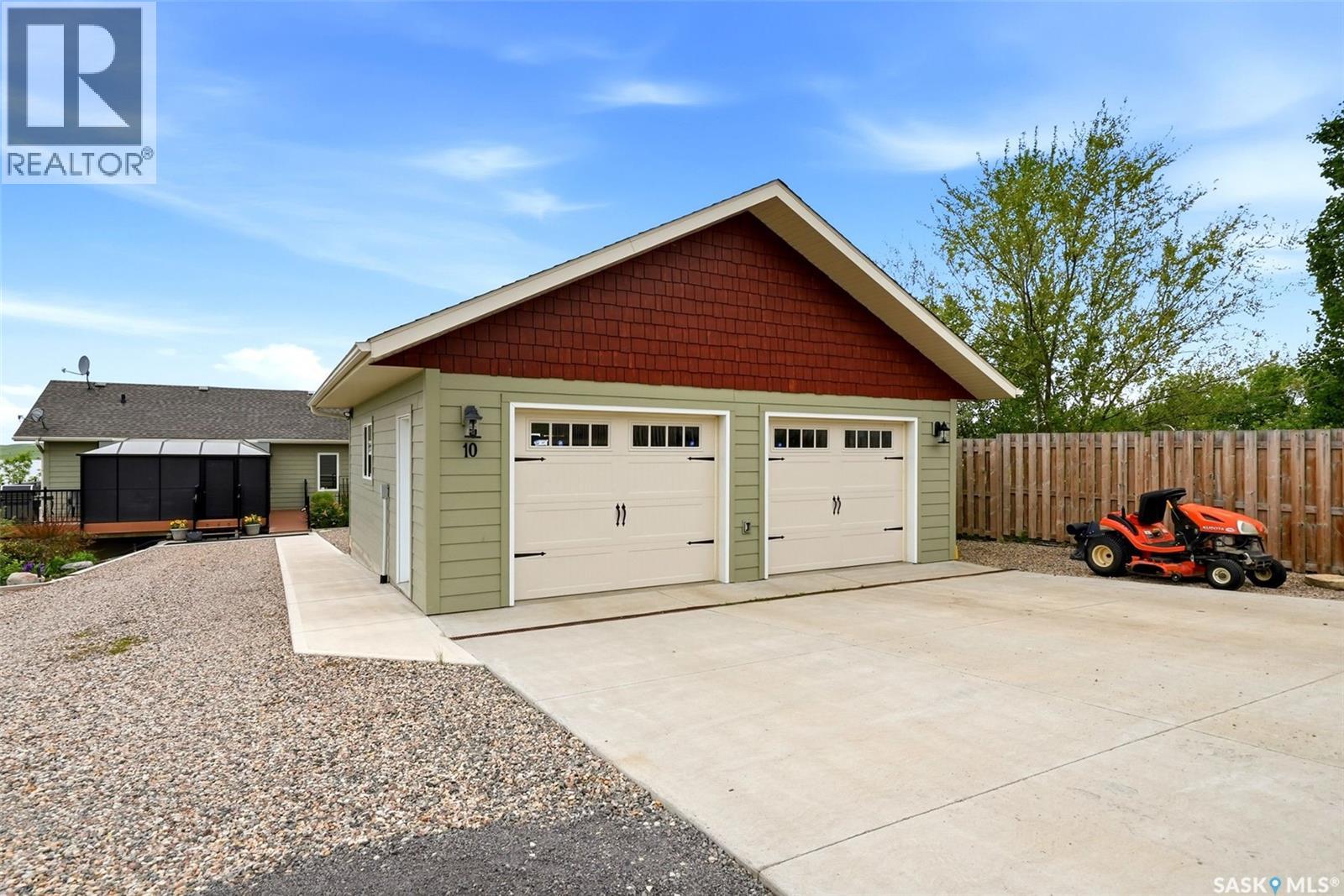 10 Shoreline DRIVE - 75