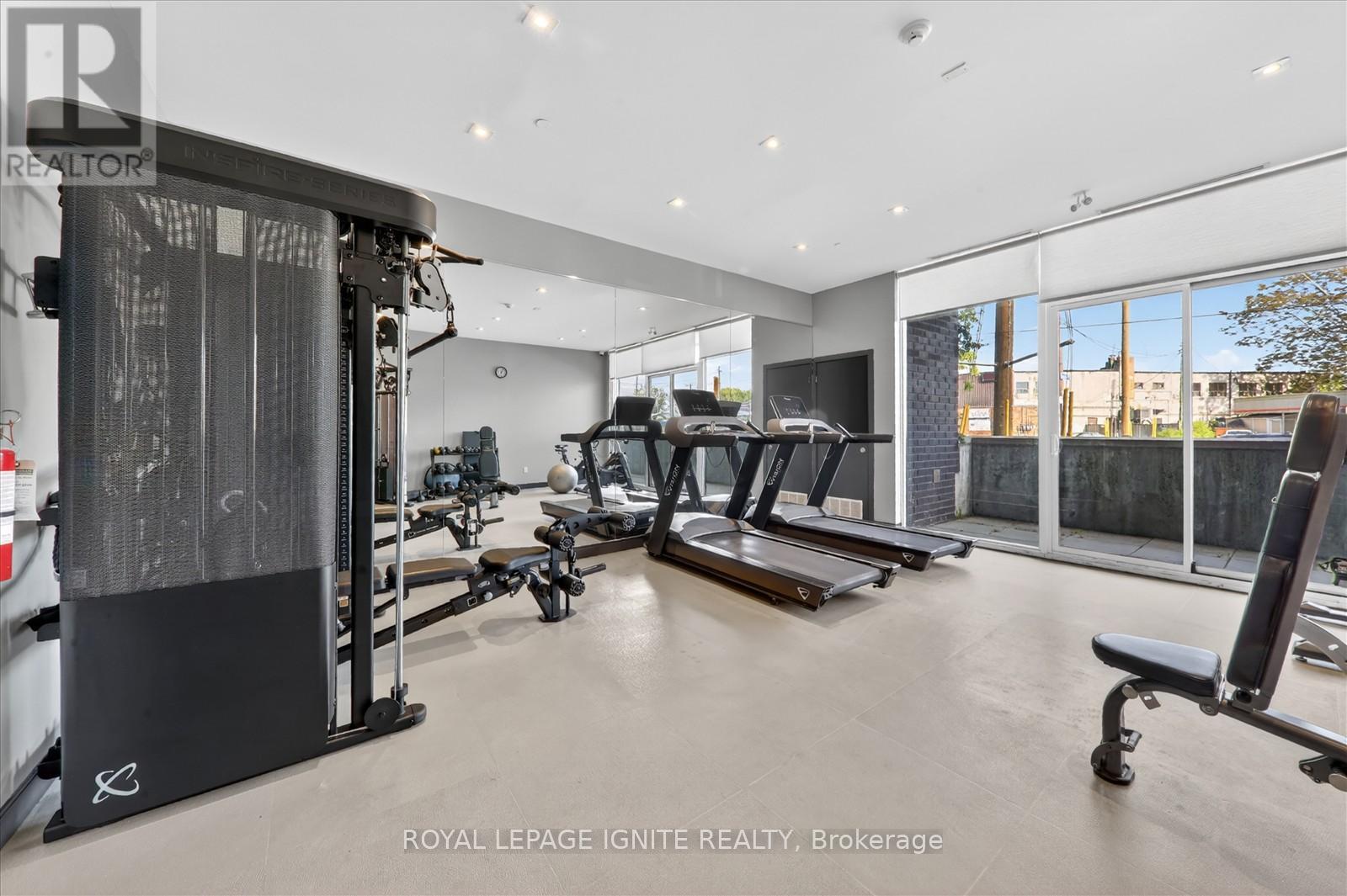 #109 3560 ST CLAIR AVENUE E - 31