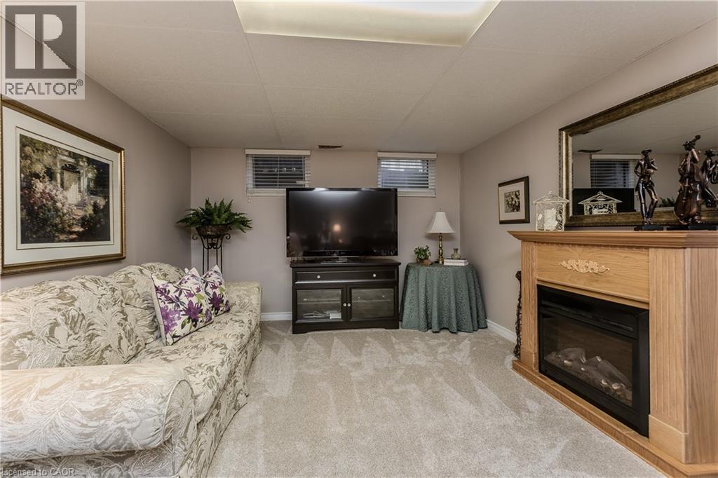 1319 JANINA Boulevard - 24