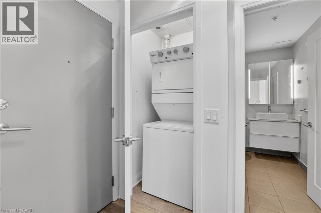 #548 16 CONCORD Place - Image 21