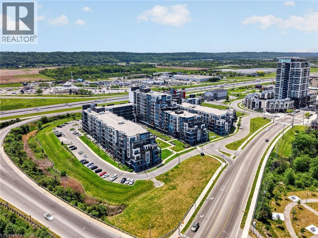 #548 16 CONCORD Place - Image 42