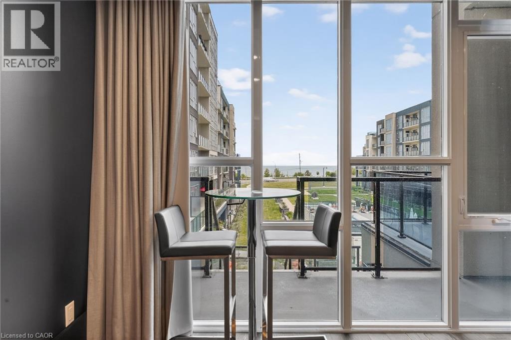 #548 16 CONCORD Place - Image 36