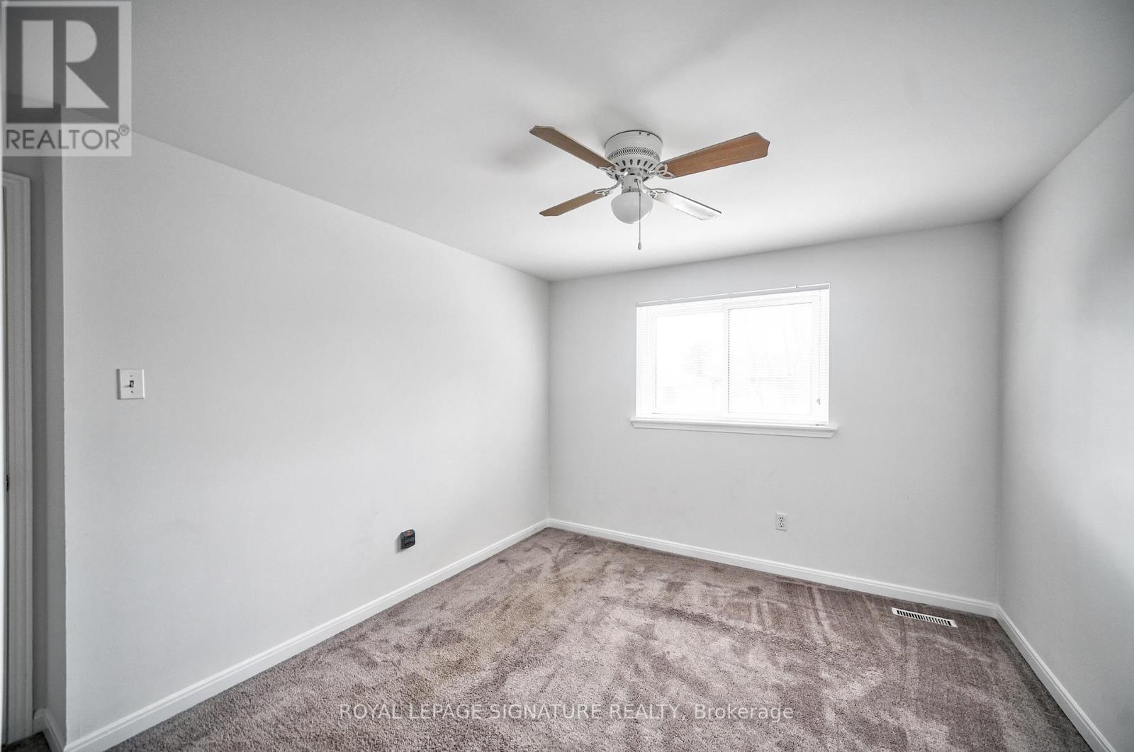 16 CHRISTIE CRESCENT - 19