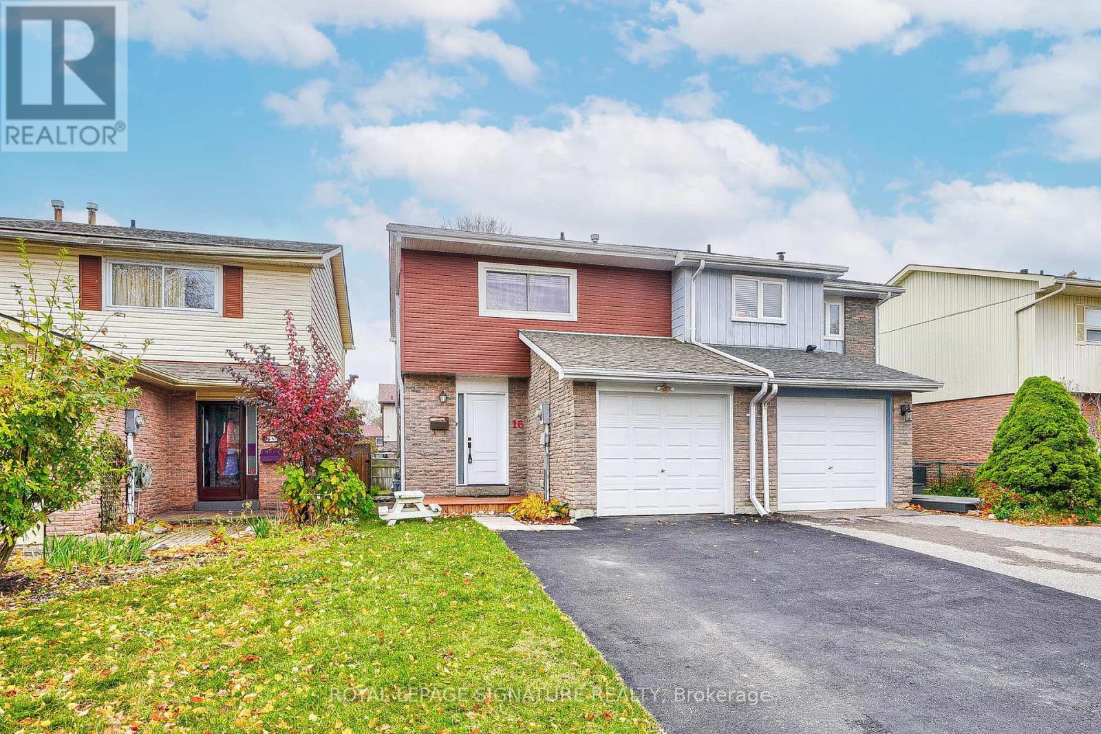 16 CHRISTIE CRESCENT - 31