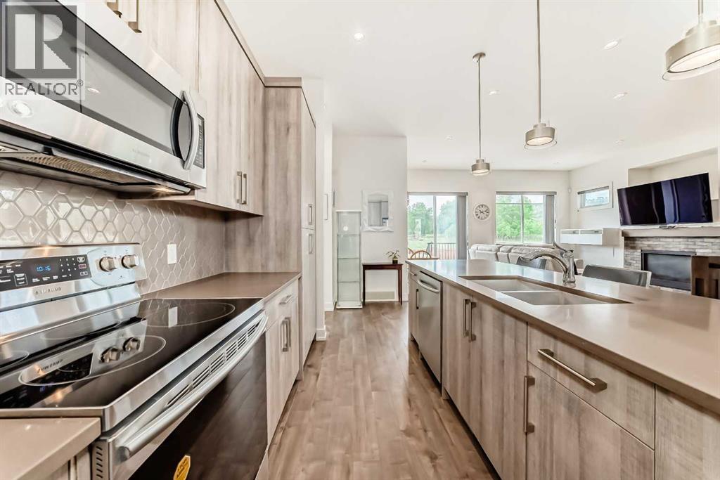 409 Edward Avenue NW — photo 6