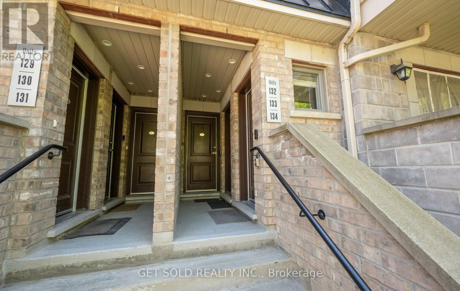 #132 80 PARROTTA DRIVE - Image 3
