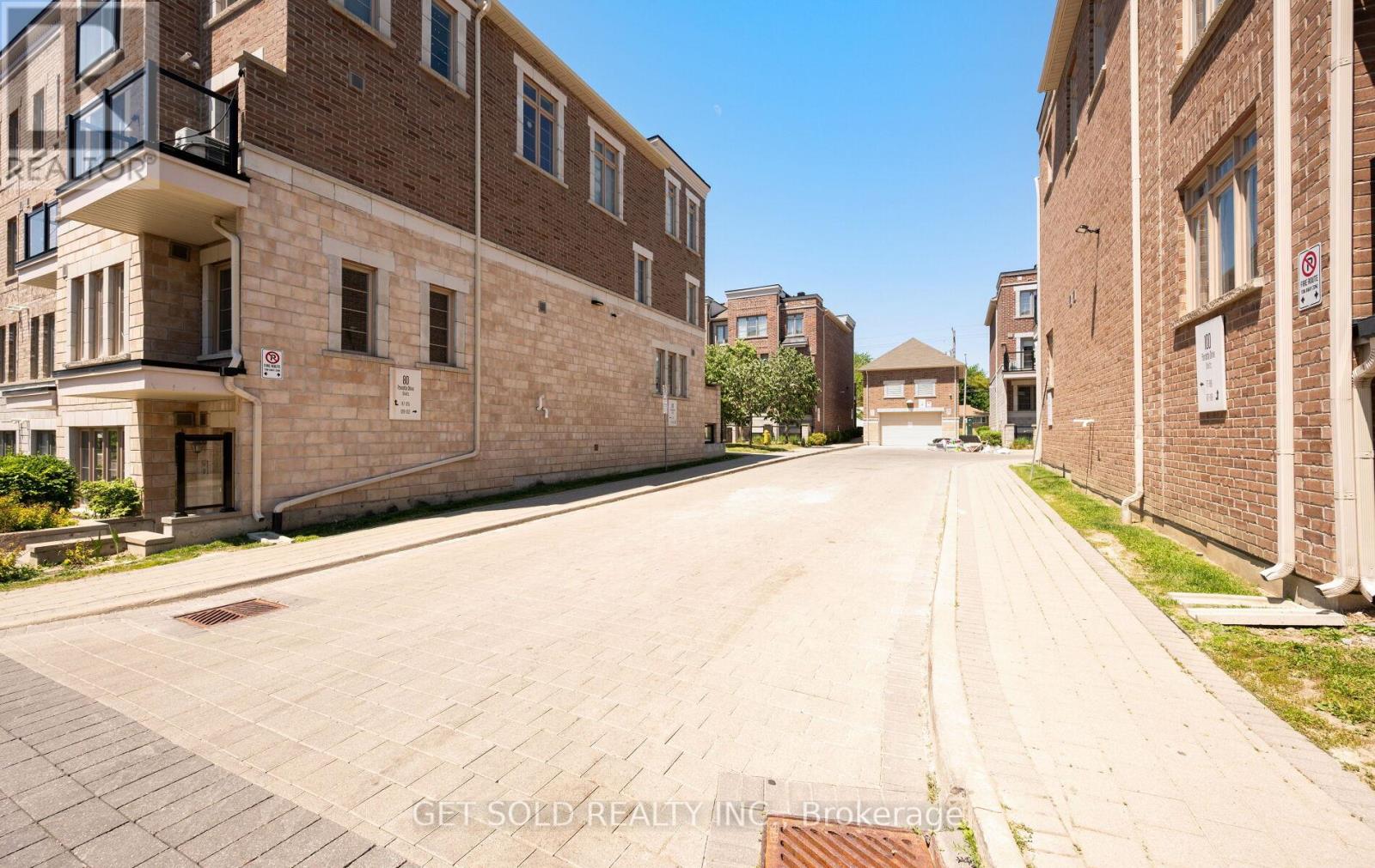 #132 80 PARROTTA DRIVE - 49