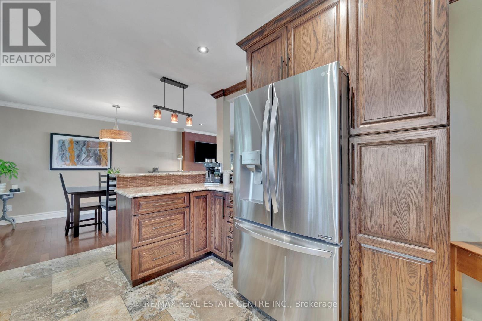 714 GEORGE STREET - 19