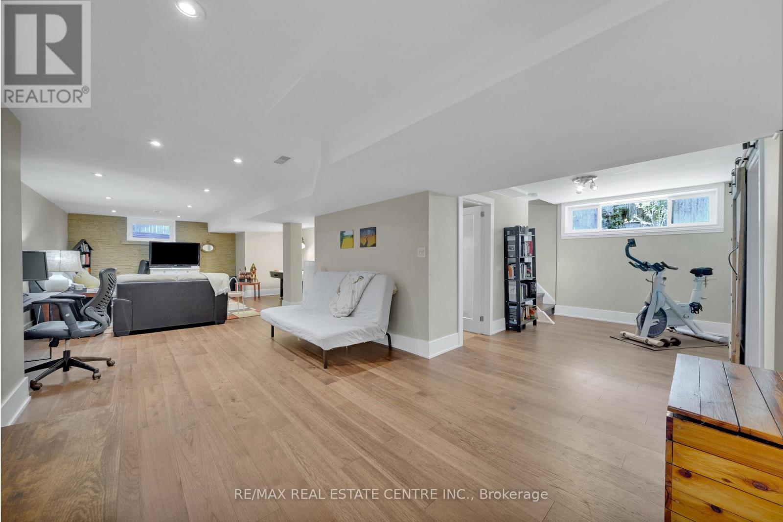714 GEORGE STREET - 28