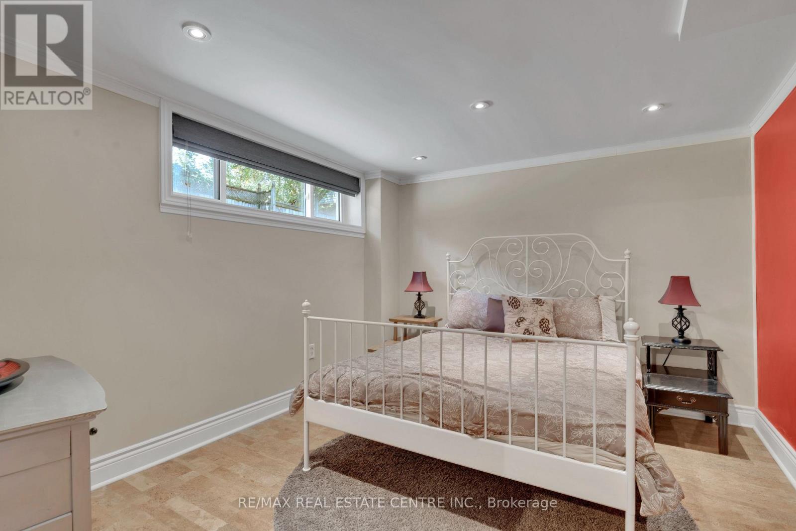 714 GEORGE STREET - 33