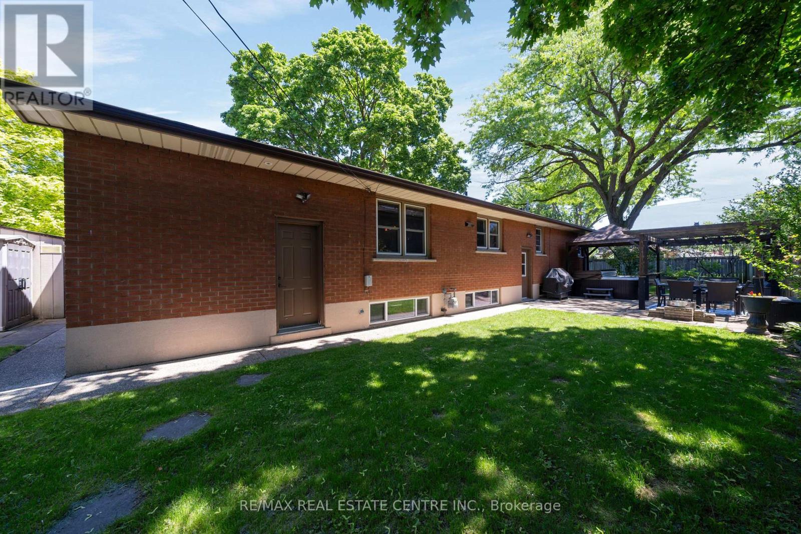 714 GEORGE STREET - 38