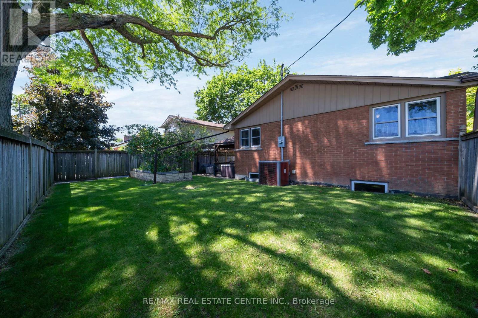 714 GEORGE STREET - 44