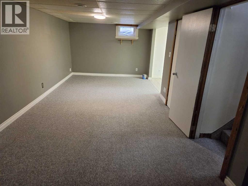 3532 50 Avenue E - 25