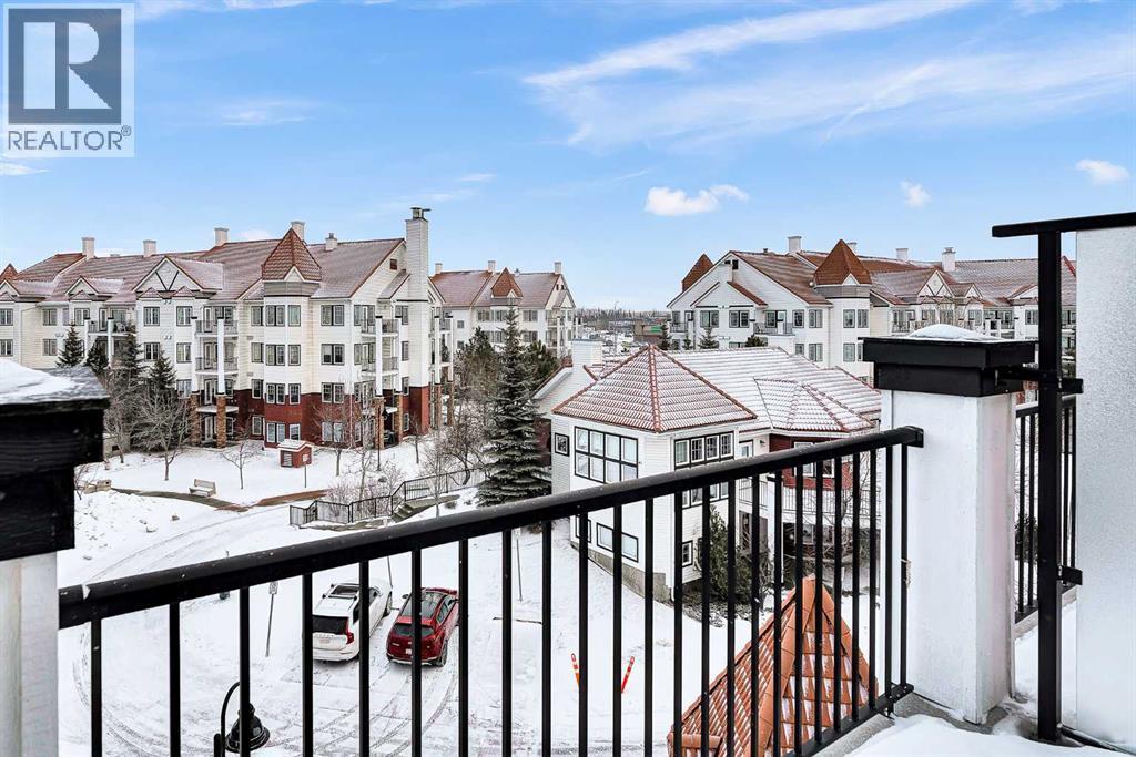 #412 70 Royal Oak Plaza NW - 24