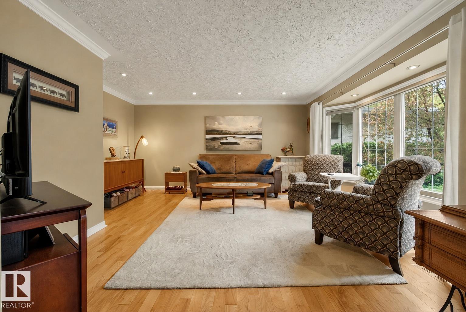 78 GOODRIDGE DR - 8