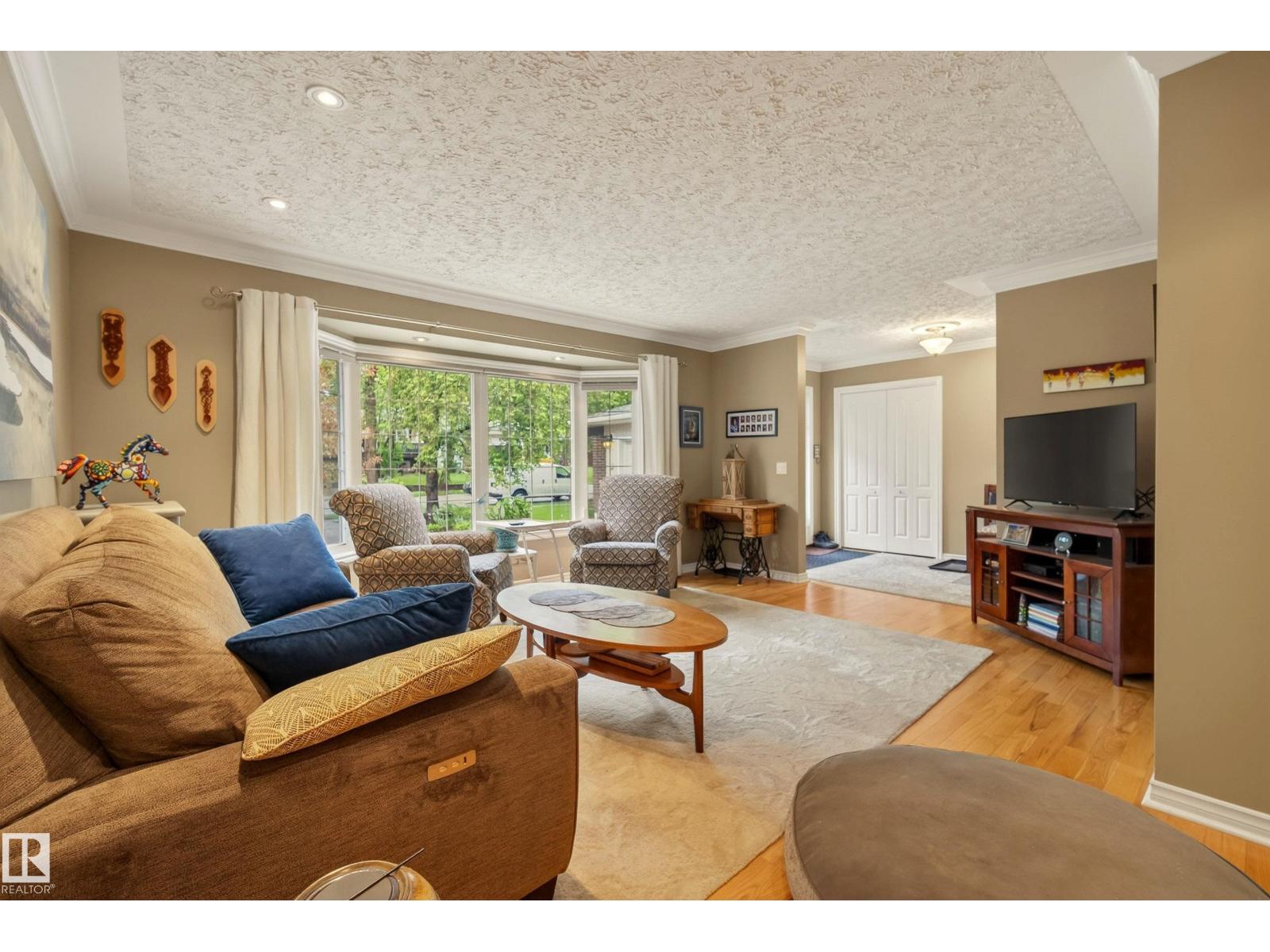 78 GOODRIDGE DR - 9