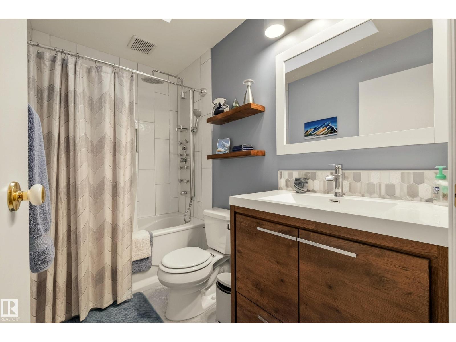 78 GOODRIDGE DR - 23