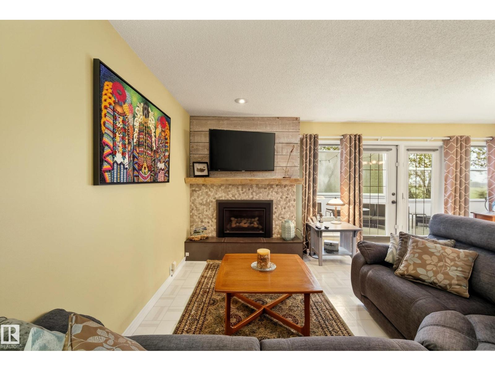 78 GOODRIDGE DR - 10