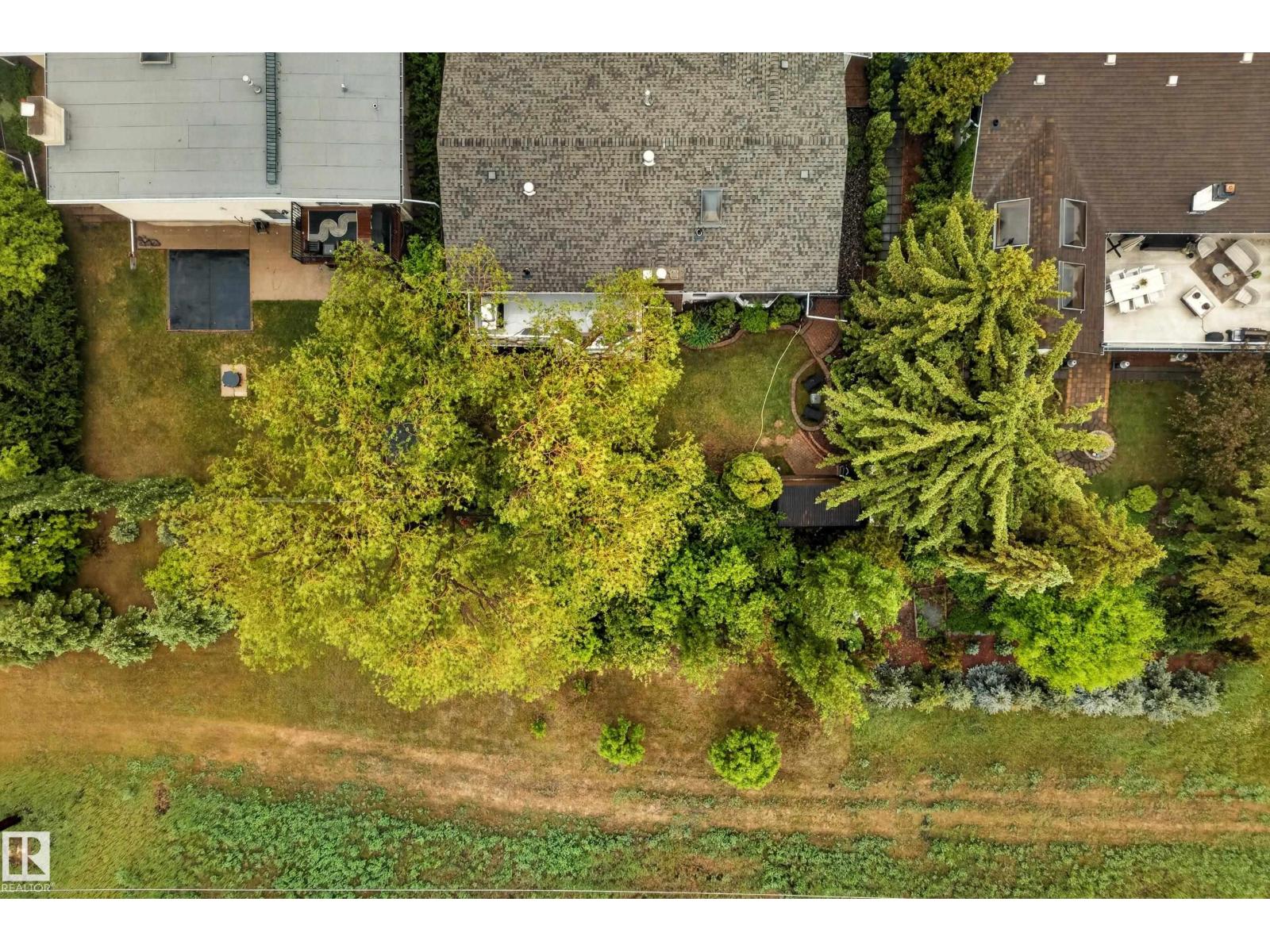 78 GOODRIDGE DR - 54