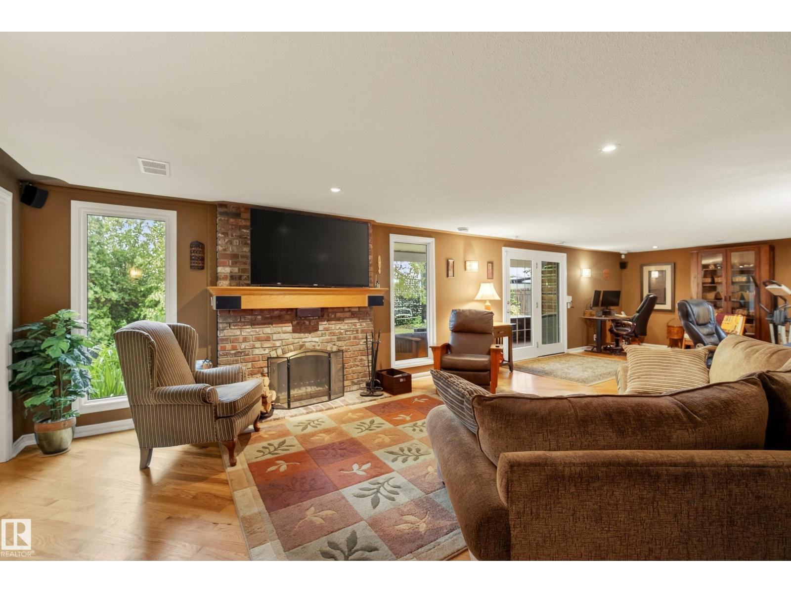 78 GOODRIDGE DR - 31