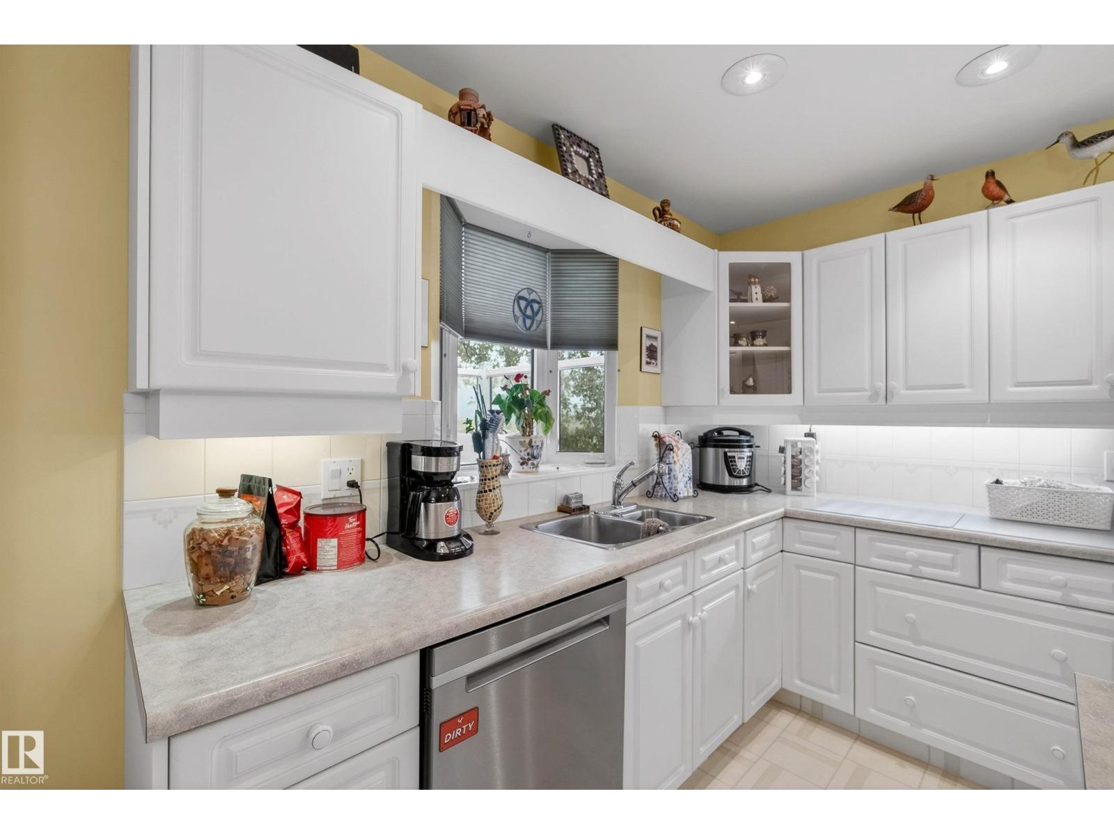 78 GOODRIDGE DR - 15