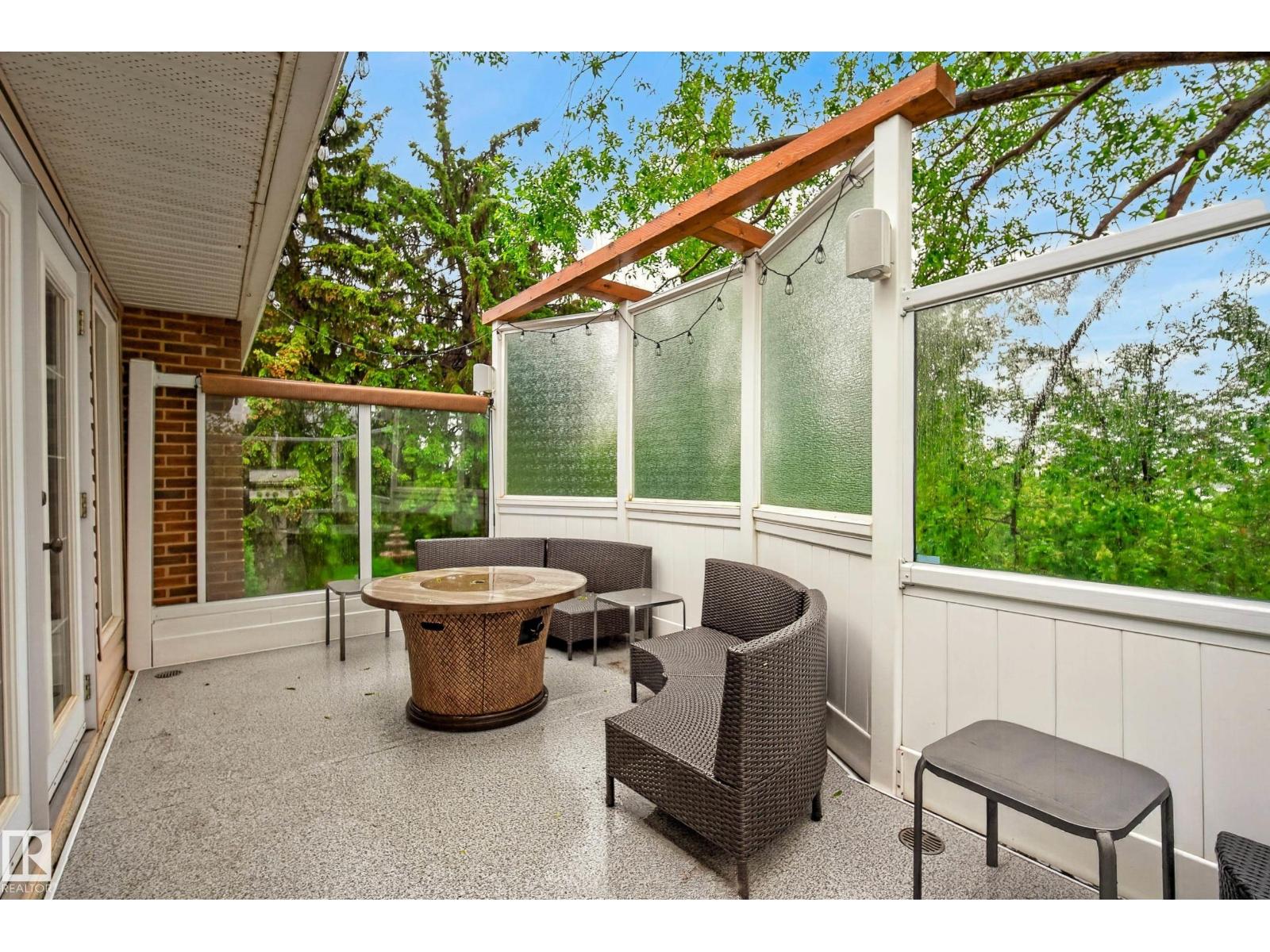 78 GOODRIDGE DR - 21