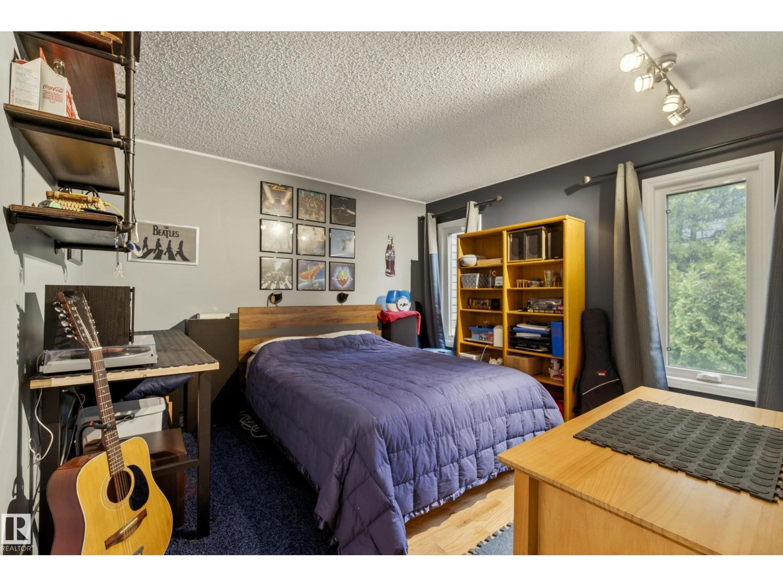 78 GOODRIDGE DR - 28