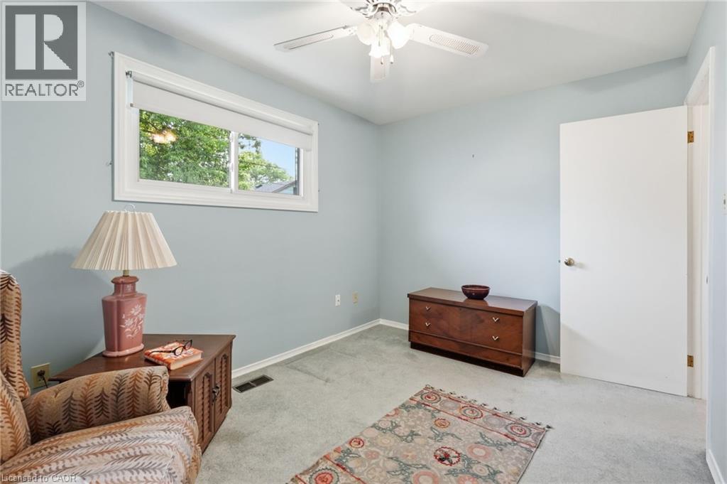 1347 FISHER Avenue - 18