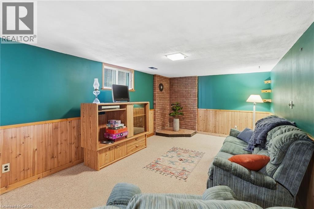 1347 FISHER Avenue - 30