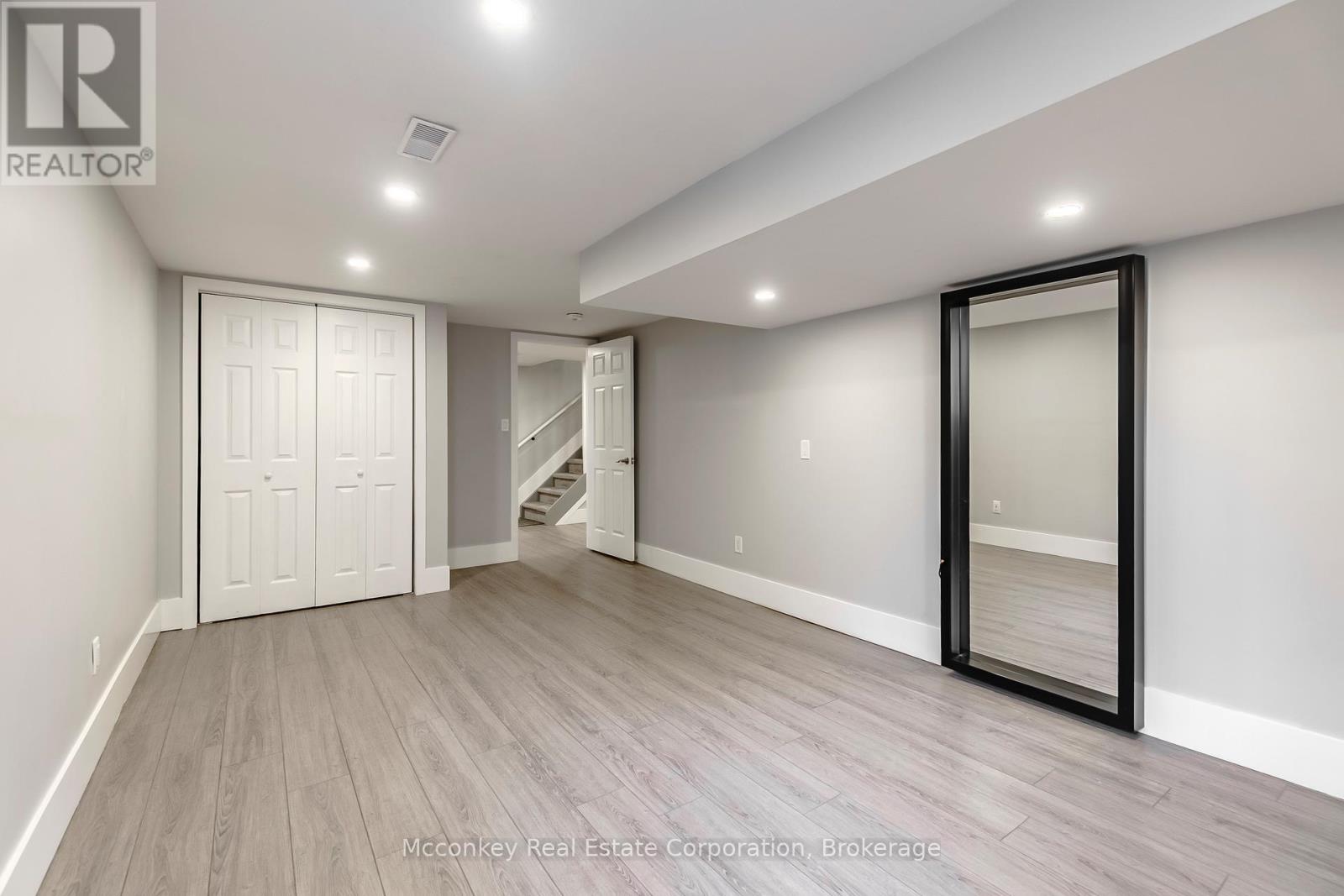 308 COLLISON AVENUE - 33