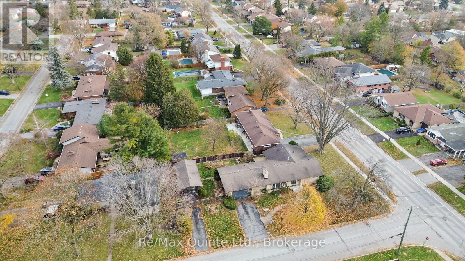 5 STANLEY PARK DRIVE - 10