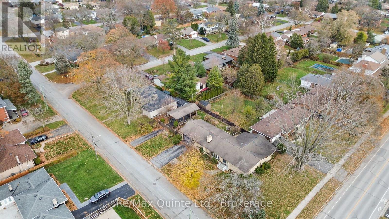 5 STANLEY PARK DRIVE - 11