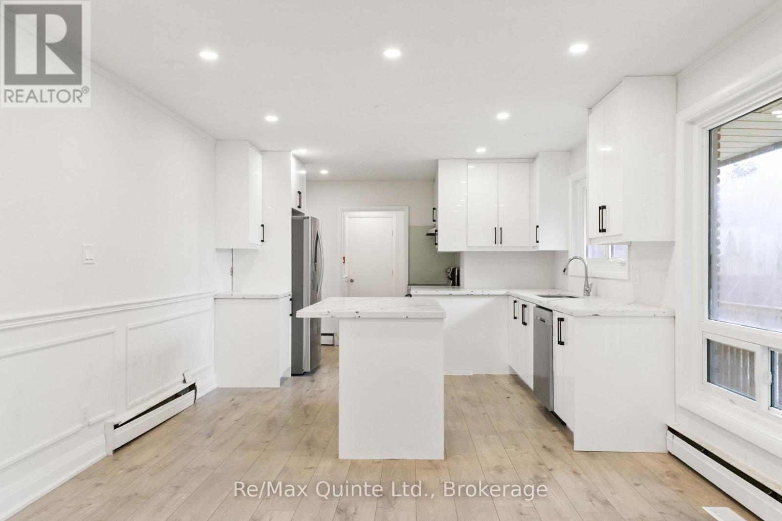 5 STANLEY PARK DRIVE - 23