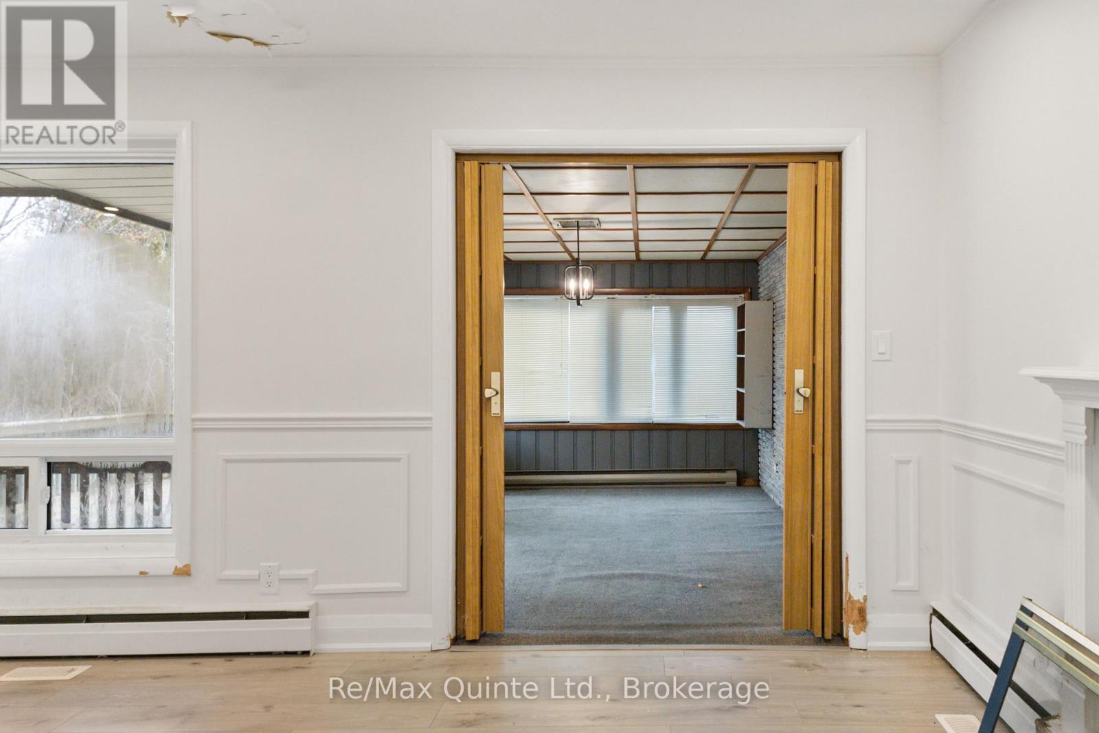 5 STANLEY PARK DRIVE - 24