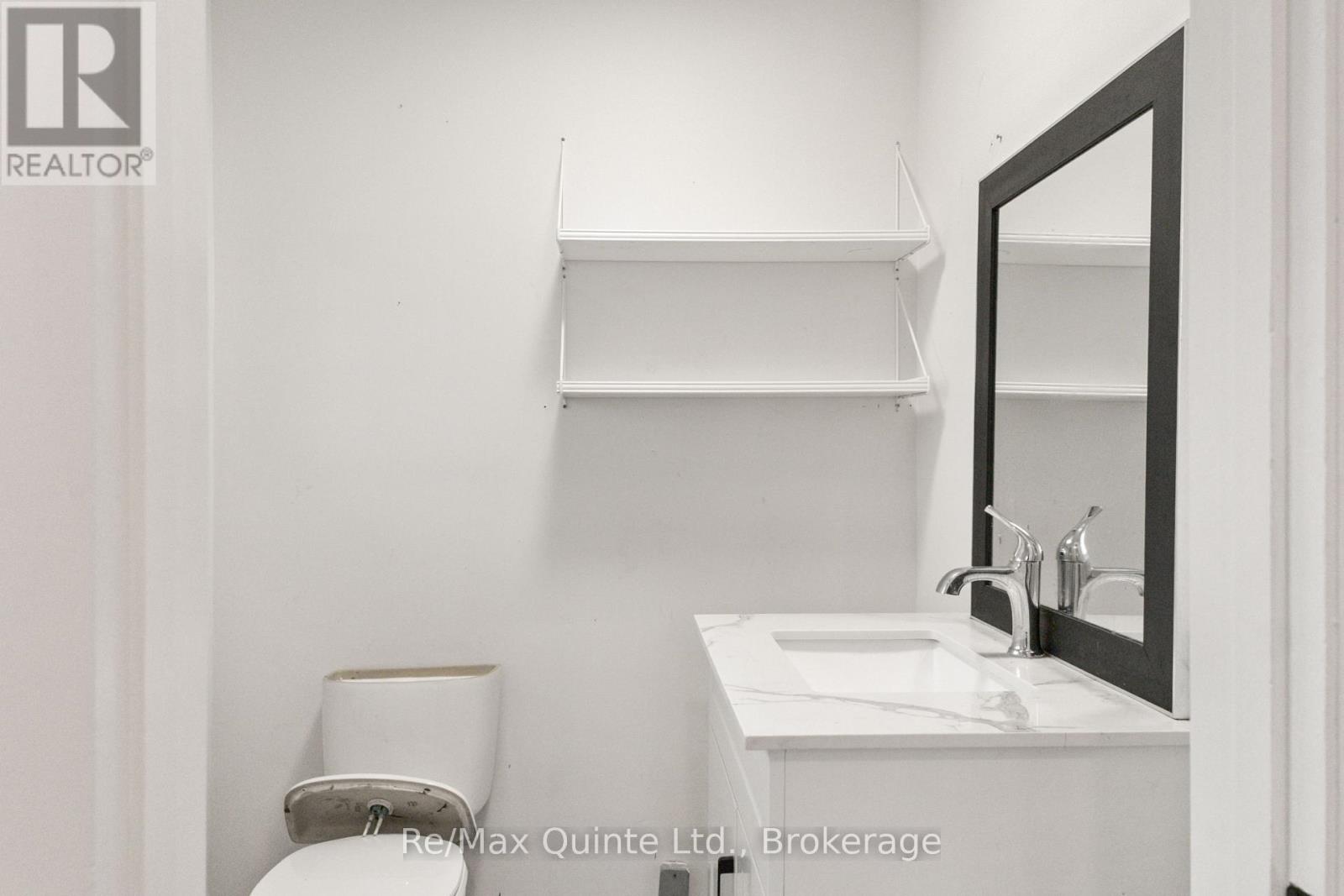 5 STANLEY PARK DRIVE - 31