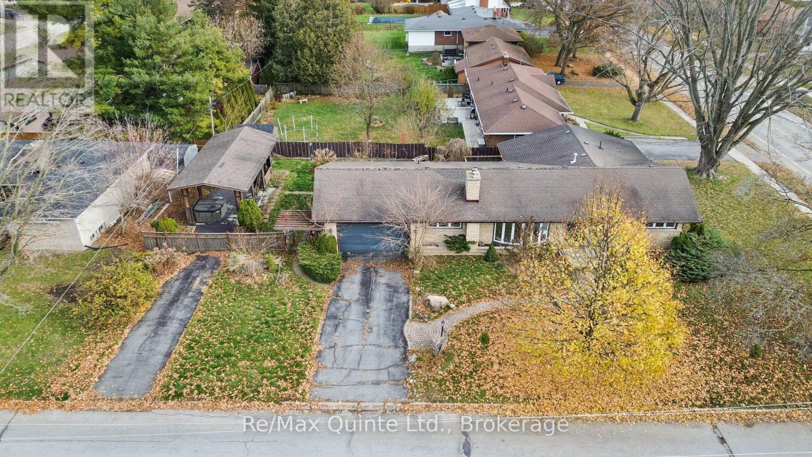 5 STANLEY PARK DRIVE - 4