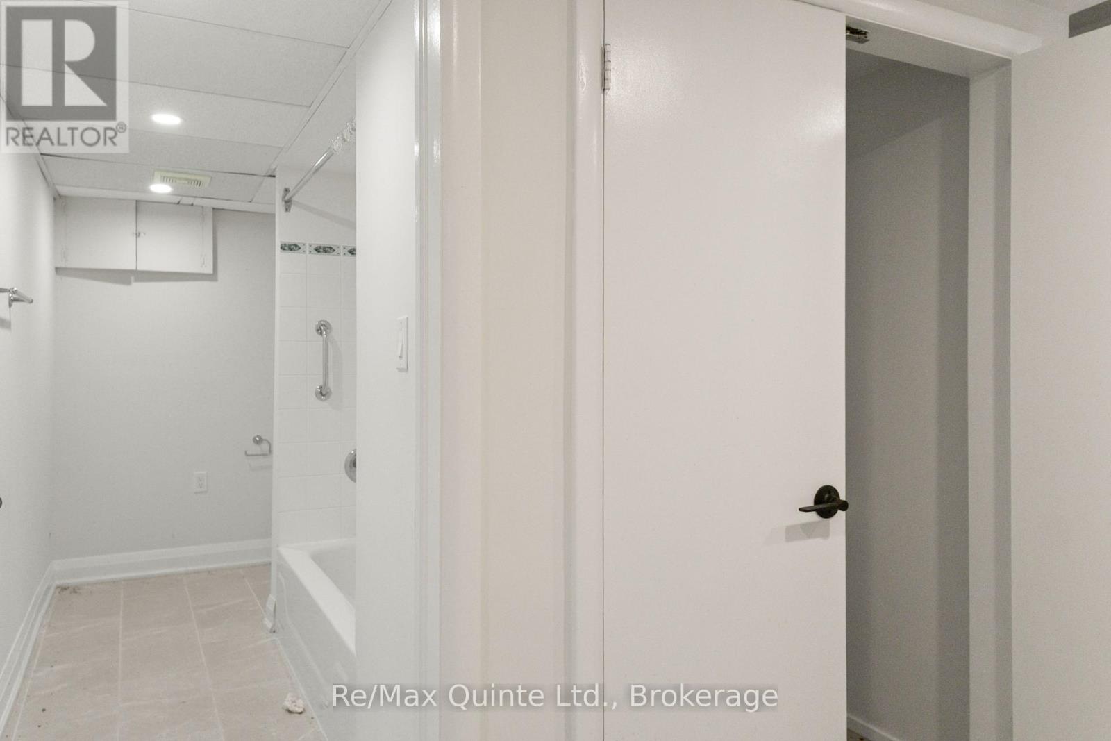 5 STANLEY PARK DRIVE - 41