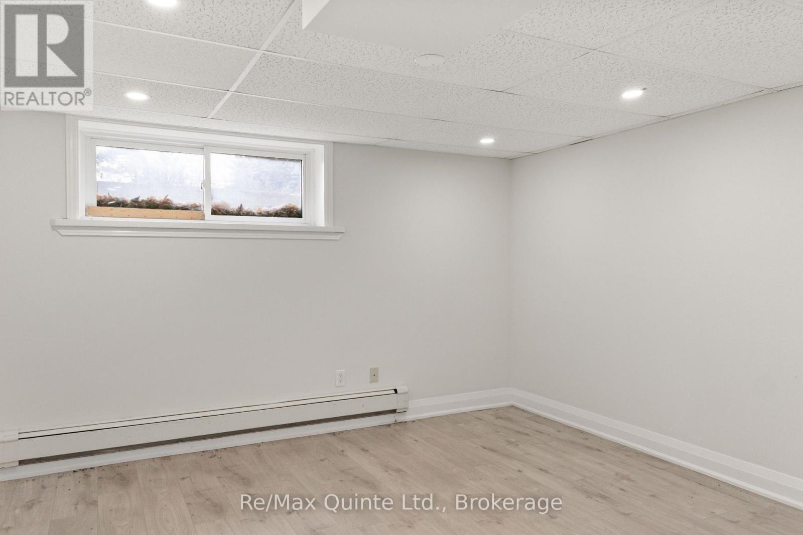 5 STANLEY PARK DRIVE - 44