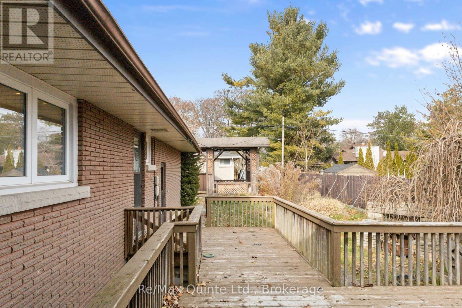 5 STANLEY PARK DRIVE - 5