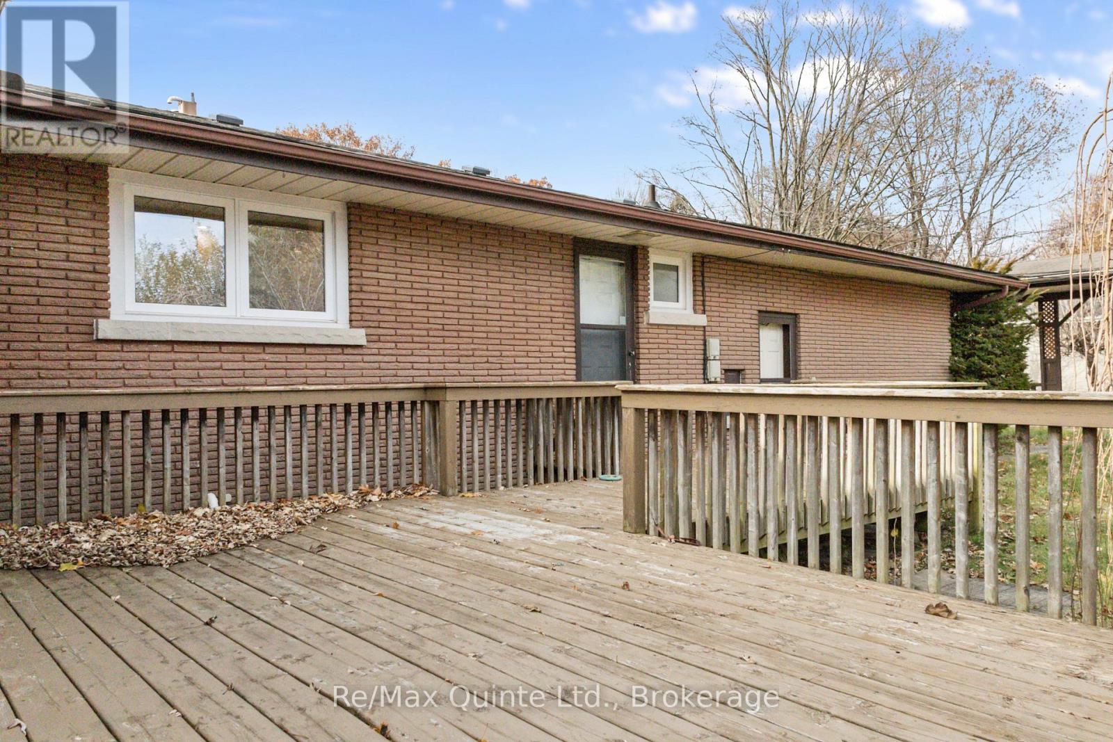 5 STANLEY PARK DRIVE - 6